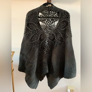 Free People womens one size gray poncho with woven flower/mandala design on back